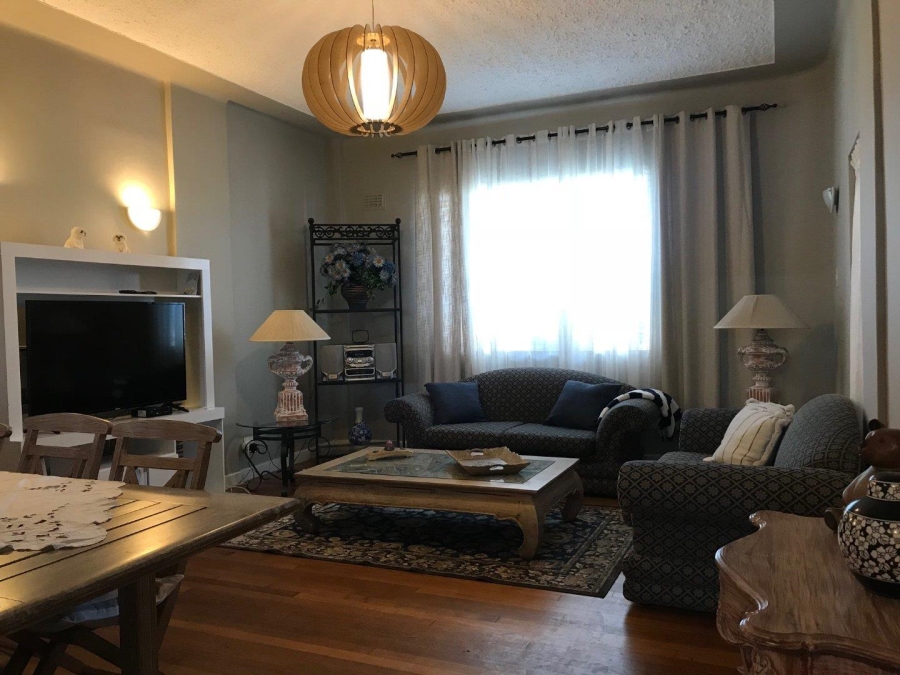 To Let 3 Bedroom Property for Rent in Sea Point Western Cape